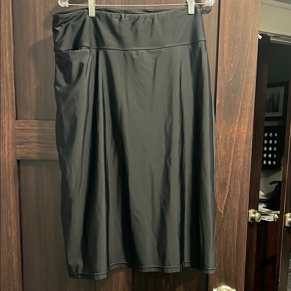 Elegant Black Skirt